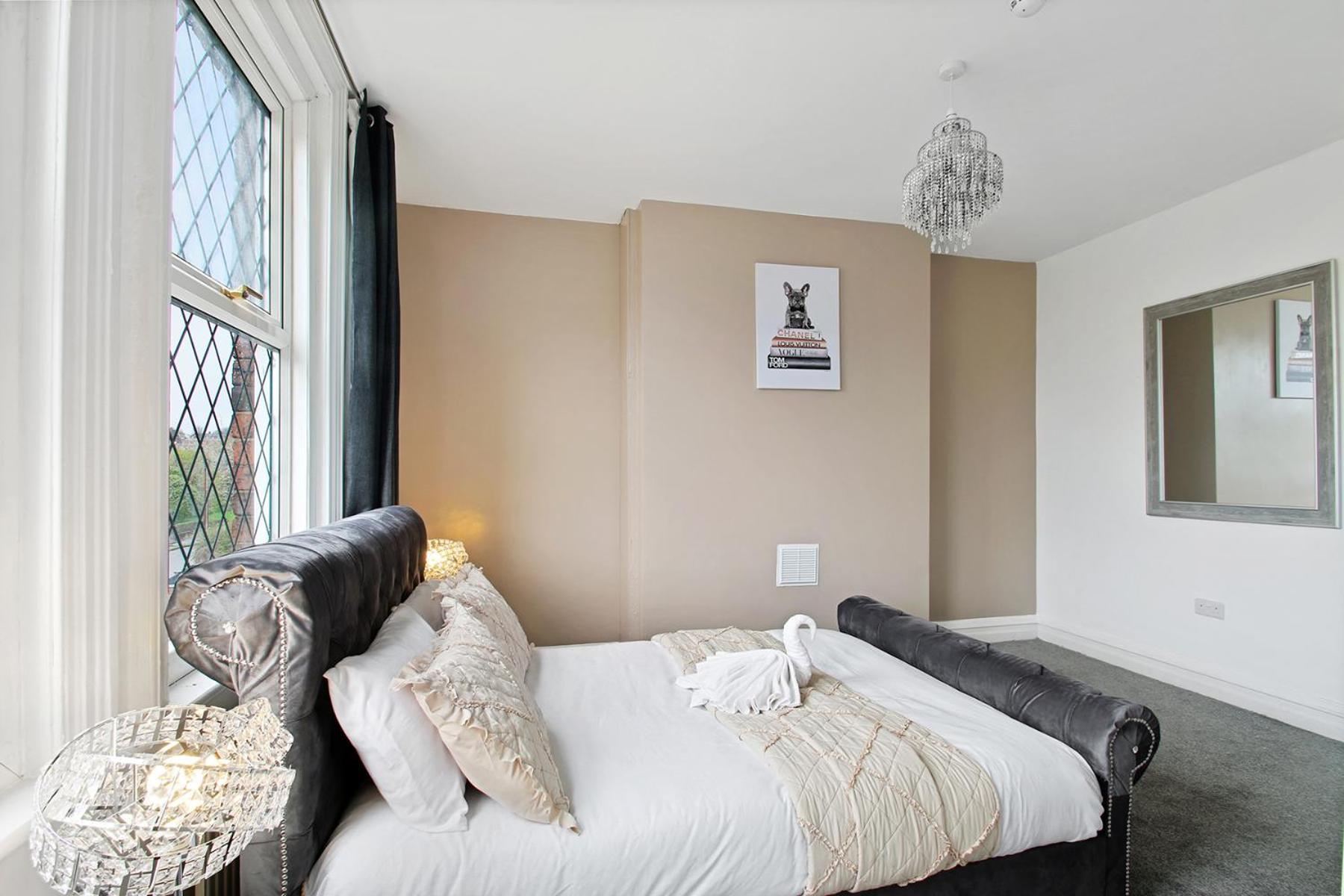 Home In Woodhouse, Leeds Leeds  Bagian luar foto
